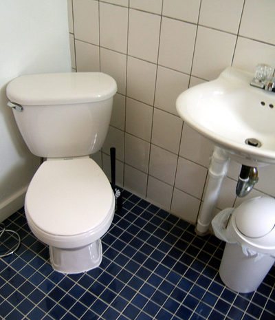 09 - Bathroom